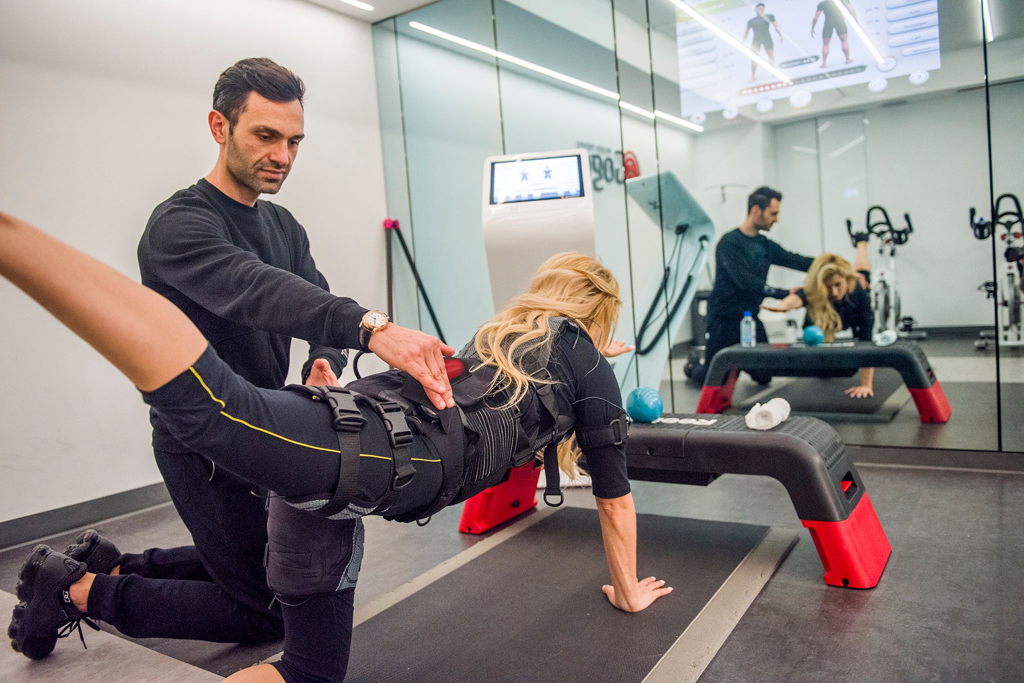 go go muscle training